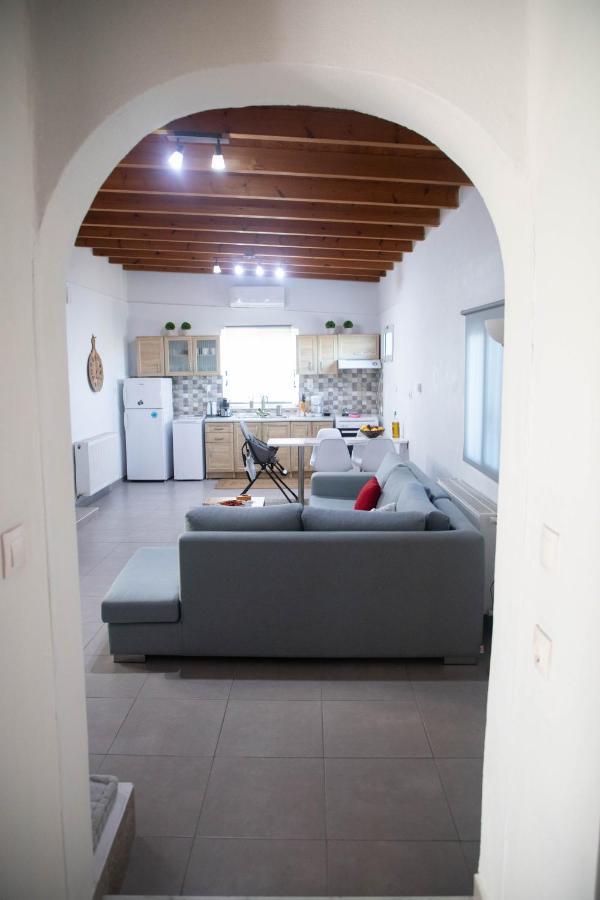 Вилла Livadi House Теологос Экстерьер фото